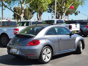 2013 Volkswagen Beetle 2.0 TSi TURBO PANO MOONROOF LOW MILES MUST SEE!!