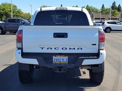 2022 Toyota Tacoma TRD Sport 4WD LIFTED W/ Tech Pkg.
