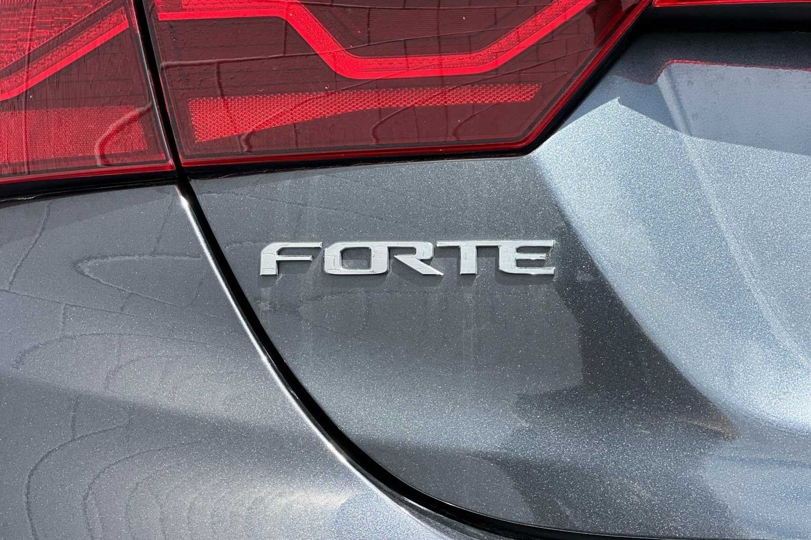 2021 Kia Forte EX