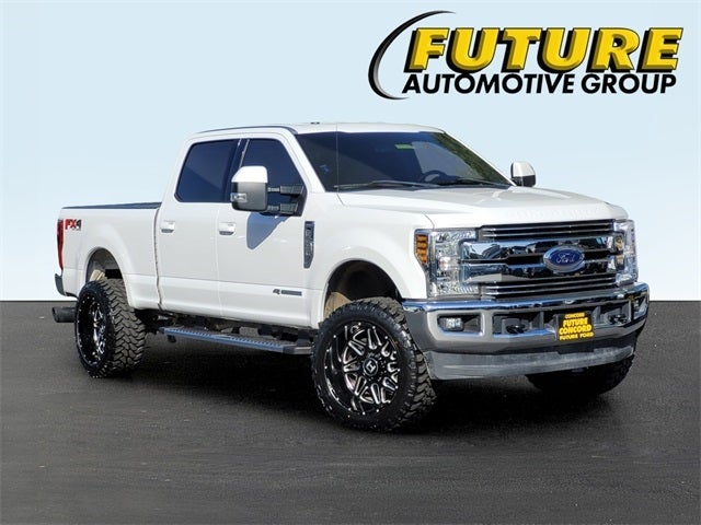 2018 Ford F-250SD Lariat FX4 LIFTED WHEELS TIRES LEATHER